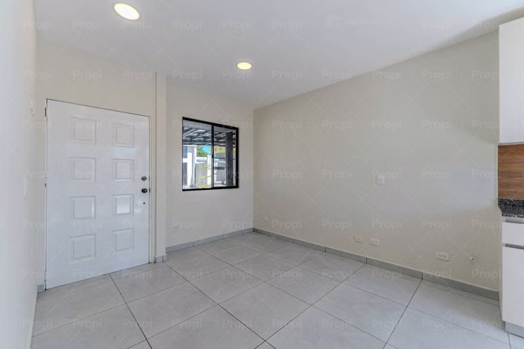 Comalapa Flats - Casa en Alquiler en San Luis Talpa #3854