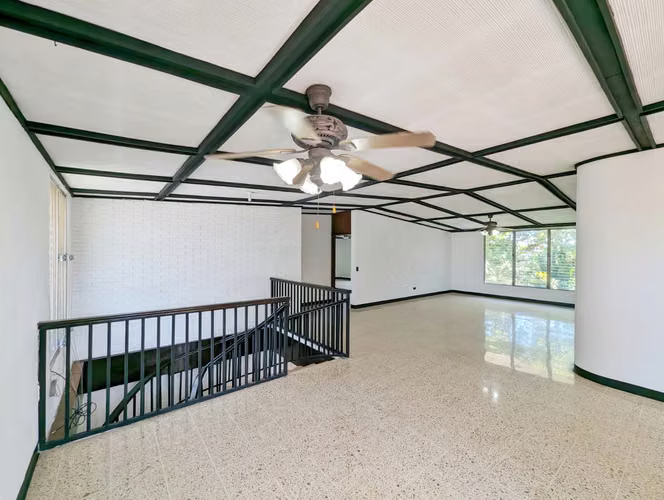 Abetos 23 - Casa en Venta en San Salvador #3827