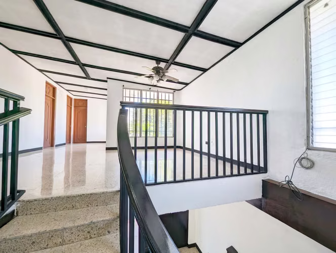 Abetos 23 - Casa en Venta en San Salvador #3827