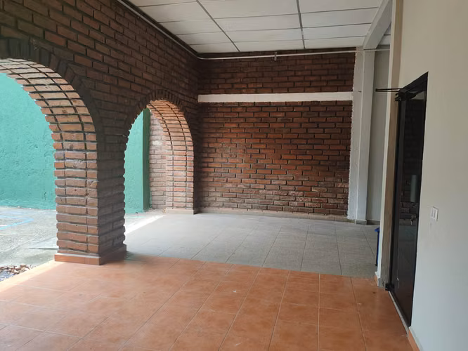 COL. SANTA GESTRUDIS, ZONA MEDICA, SAN MIGUEL