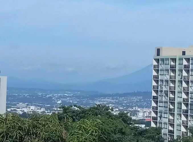 INFO   ALQUILER DE APARTAMENTO AMUEBLADO EN LA ESCALON