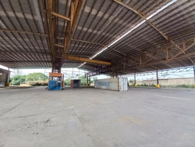 Venta de terreno industrial en Bulevard Venezuela, con infraestructura operativa - Imagen 6
