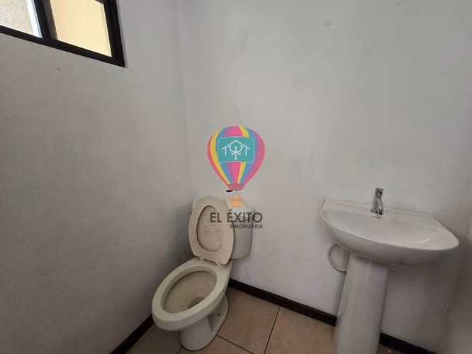 VENDO PRECIOSA CASA EN RESIDENCIAL LA HACIENDA, SAN JOSE VILLA NUEVA
