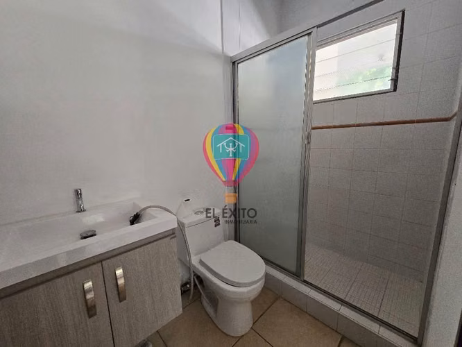 VENDO PRECIOSA CASA EN RESIDENCIAL LA HACIENDA, SAN JOSE VILLA NUEVA
