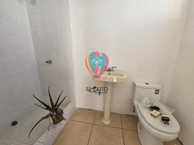 VENDO PRECIOSA CASA EN RESIDENCIAL LA HACIENDA, SAN JOSE VILLA NUEVA