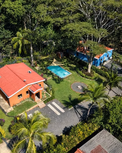 Impresionante Casa De Playa En Bahía Dorada La Libertad