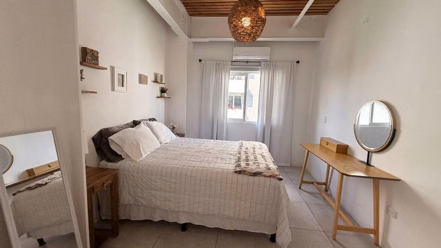 Se vende moderno apartamento totalmente amoblado en colonia Utila