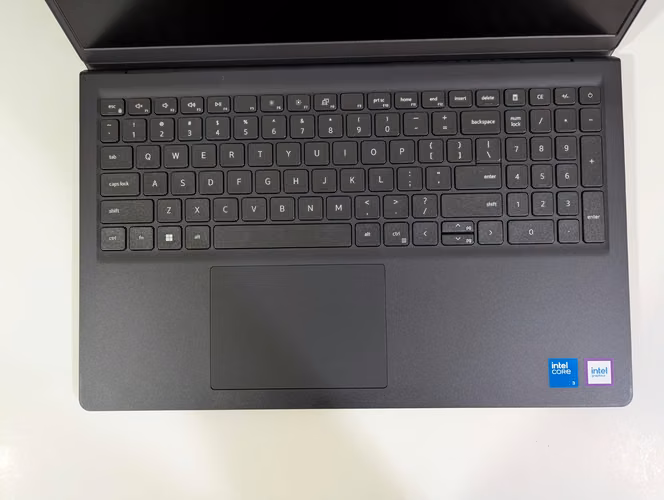  Laptop Dell 15 - Imagen 9
