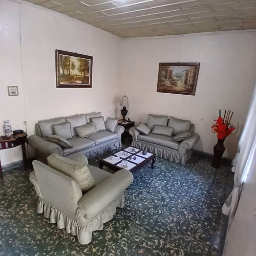 Propiedad comercial en Venta Col. Layco - 409.81 m²