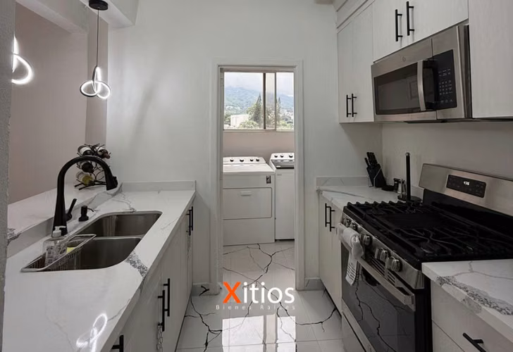 Venta de Apartamento Colonia Escalon NC