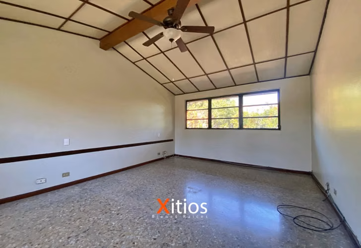 Alquiler de Casa en Colonia Maquilishuat
