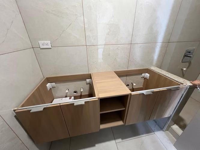 Vendo DERECHO  de Apartamento  en Colonia Escalon, cerca del Word Trade Center , San Salvador