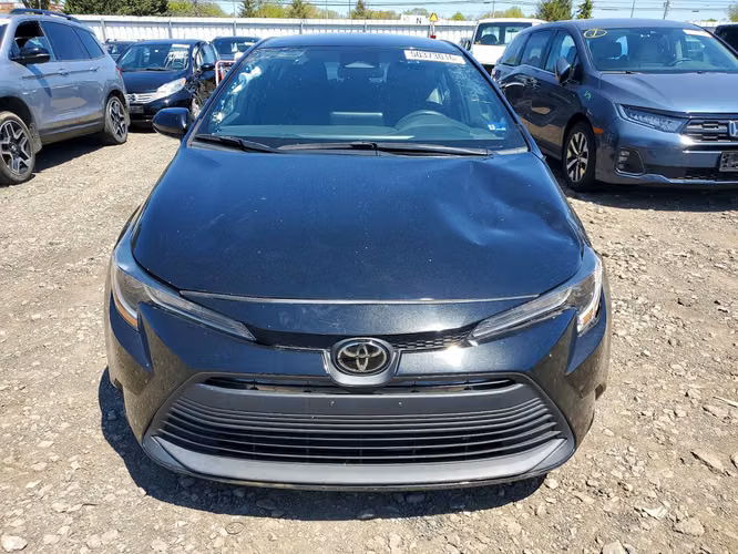 TOYOTA COROLLA LE 2023 - Imagen 4