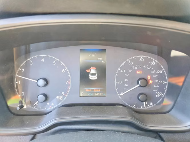 TOYOTA COROLLA LE 2023 - Imagen 12