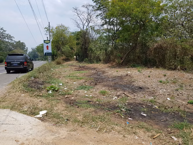 VENTA 10 MANZANAS- CARRETERA PANAMERICANA EN EL CONGO - Imagen 5