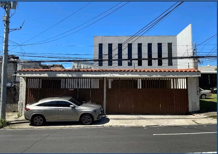 Alquilo local para oficinas en Escalon