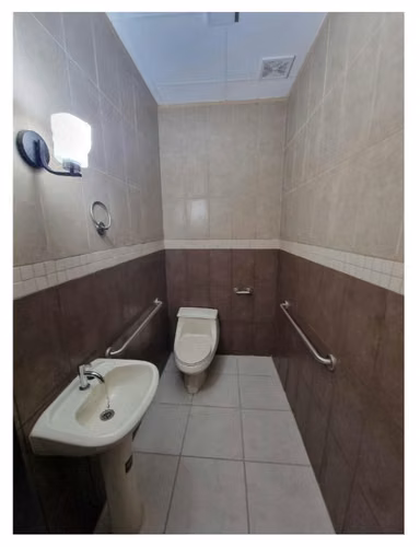 Renta nuevo precio casa para oficina , zona INSACOR , Colonia Escalón