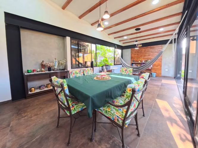Casa en venta en Santa Teresa - Santa Tecla