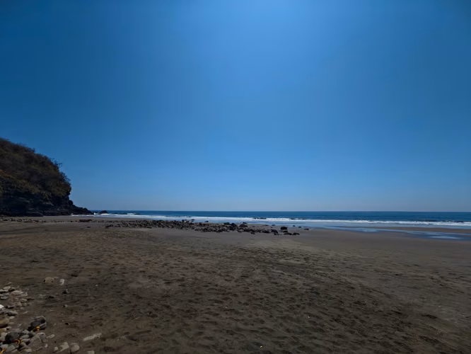 EN VENTA | CASA DE PLAYA EN RESIDENCIAL BAHÍA DORADA, LA LIBERTAD PRECIO: $580,000.00 USD - Imagen 10