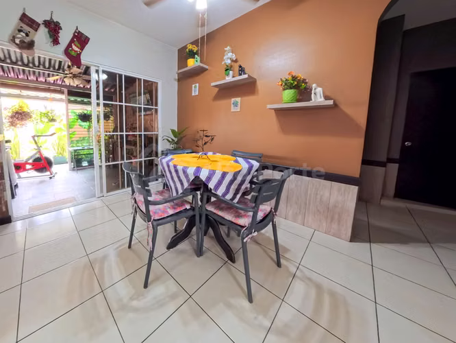 Casa en venta de un nivel – San Juan Opico (De esquina)