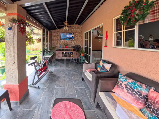 Casa en venta de un nivel – San Juan Opico (De esquina)