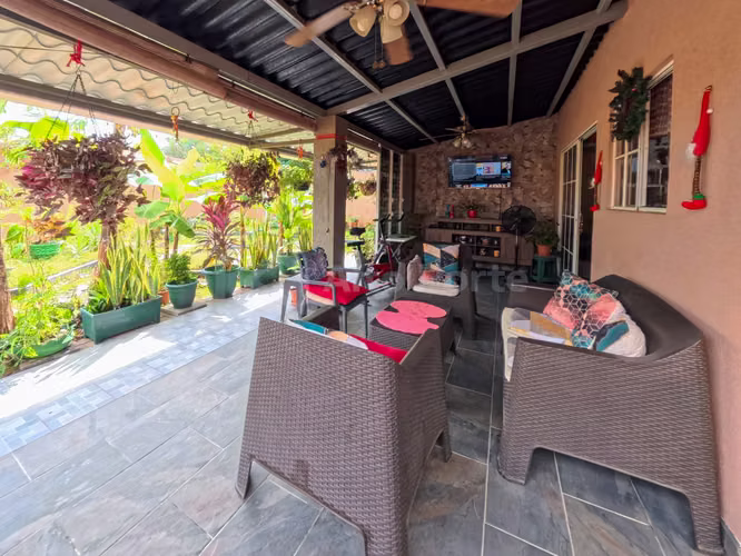 Casa en venta de un nivel – San Juan Opico (De esquina)