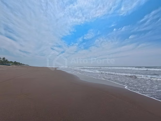 Terreno de playa en venta - Costa Azul (Primera fila)