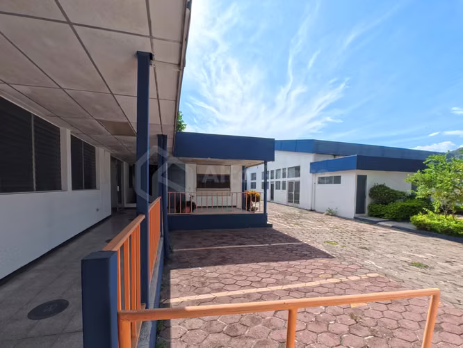 Edificio en venta en Santa Ana