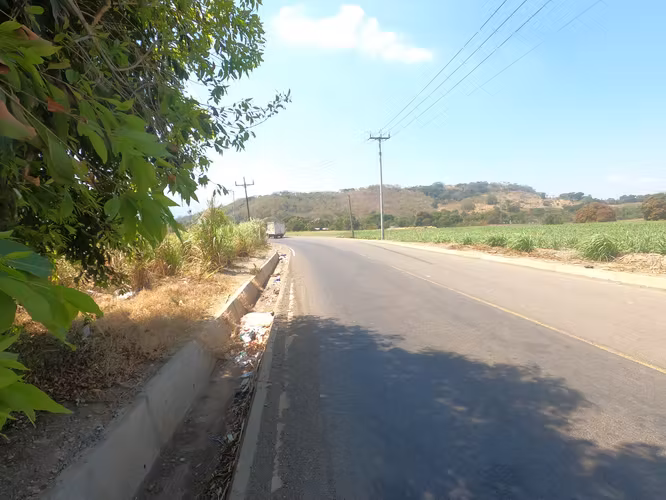INVERSIÓN ESTRATÉGICA EN NEJAPA | TERRENO PLANO DESVIÓ CALLE A RELLENO SANITARIO - Imagen 10