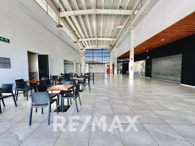 Venta de Local Comercial Plaza San Francisco