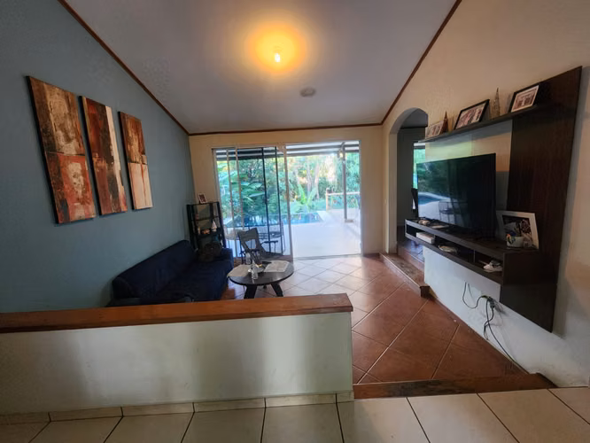 En venta casa en residencial La Hacienda, San José Villanueva, El Salvador - Imagen 8