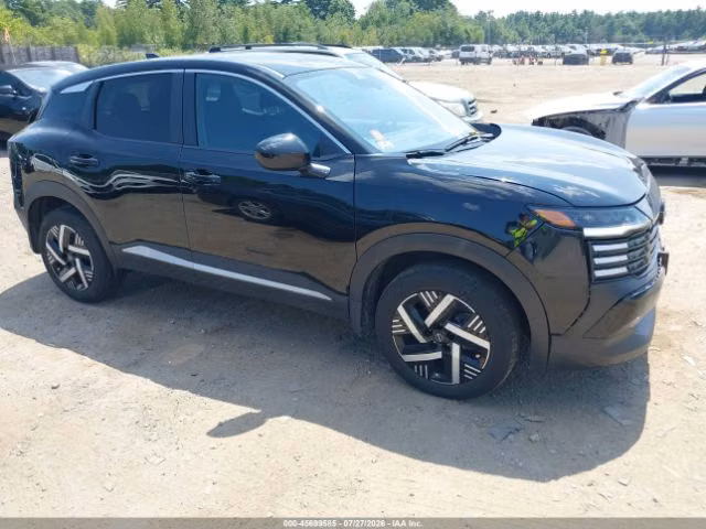 NISSAN KICKS SV 2025