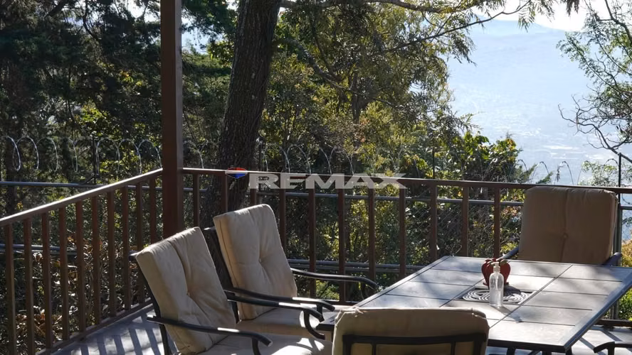 EL BOQUERON, CASA EN VENTA.