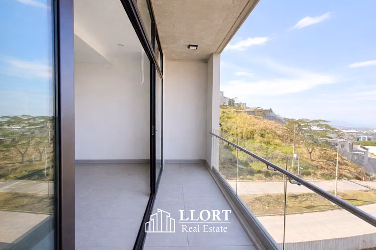 Apartamento REMODELADO en VENTA en Park Tower - Imagen 6