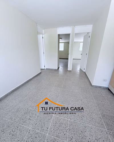 Venta de casa en Col. Escalon - Imagen 5