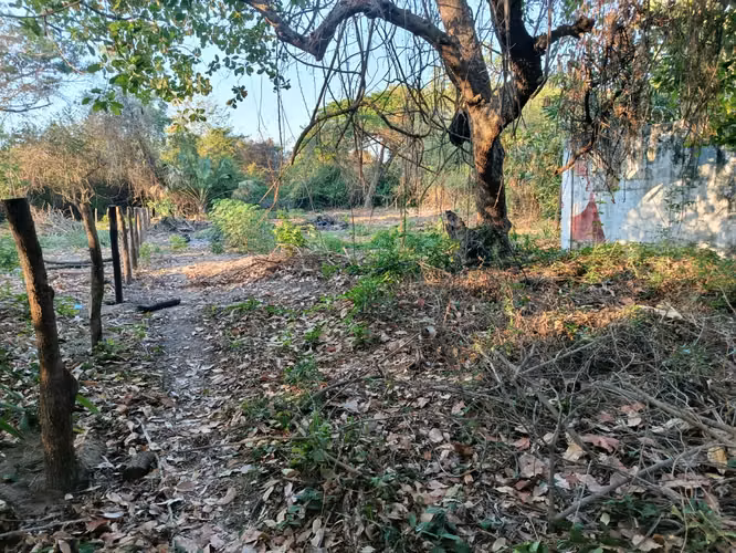 Terreno cercano a la playa sobre Carretera Costa del Sol