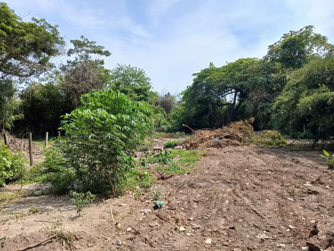 Terreno cercano a la playa sobre Carretera Costa del Sol
