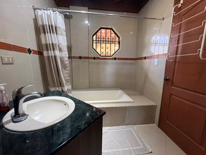 ALQUILER casa de montaña CON O SIN MUEBLES Los Planes de Renderos - Imagen 3