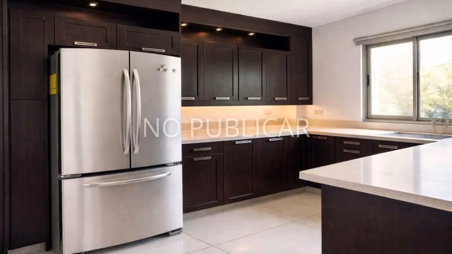 CASA EN VENTA EN RESIDENCIAL LOS SUEÑOS 2 HABITACIONES 6 PARQUEOS - Imagen 3