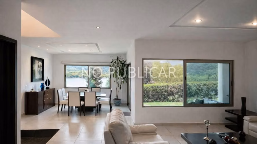 CASA EN VENTA EN RESIDENCIAL LOS SUEÑOS 2 HABITACIONES 6 PARQUEOS