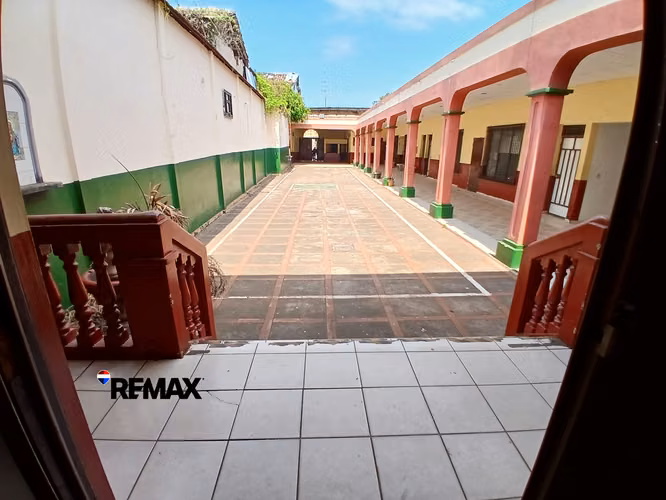 COMMERCIAL PROPERTY IN DOWNTOWN AHUACHAPAN