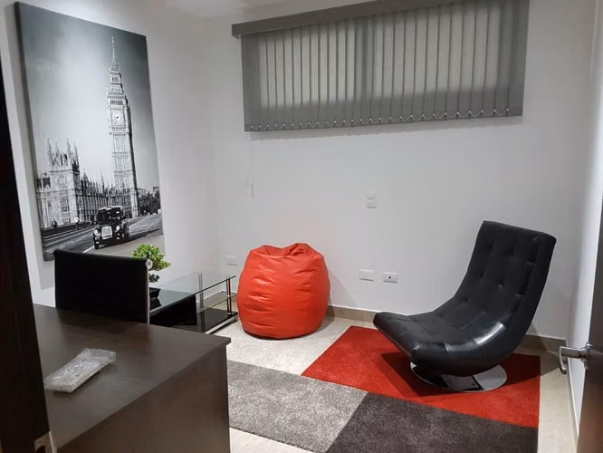 APARTAMENTO AMUEBLADO EN COLONIA ESCALÓN 3 HABITACIONES 2 PARQUEOS - Imagen 3