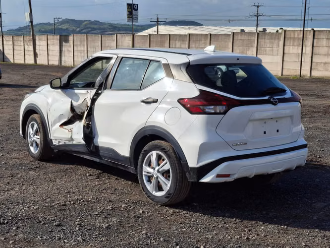 NISSAN KICKS S 2022