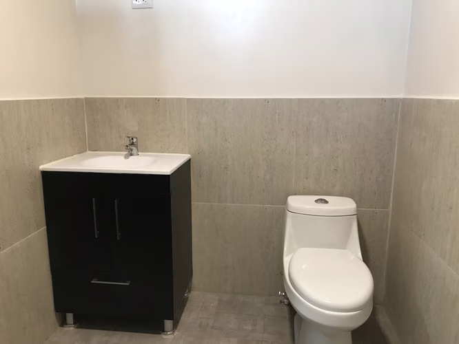 Atención!! Santa Tecla!! Zona altamente comercial, cerca  Paseo El Carmen.y Cafetalon - Imagen 5