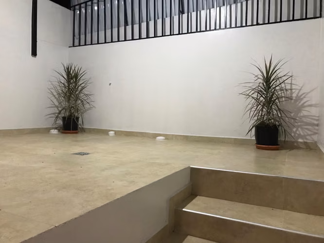 Atención!! Santa Tecla!! Zona altamente comercial, cerca  Paseo El Carmen.y Cafetalon