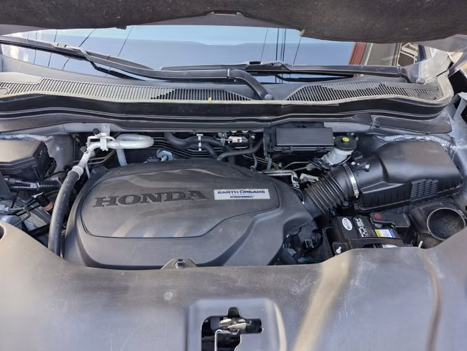 HONDA PILOT 4DR AWD