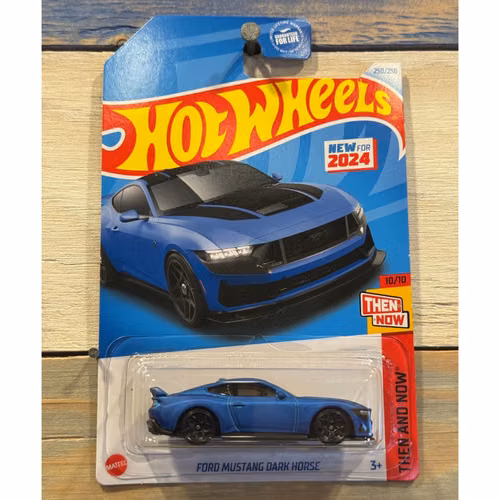 Hot Wheels Ford Mustang Dark House.