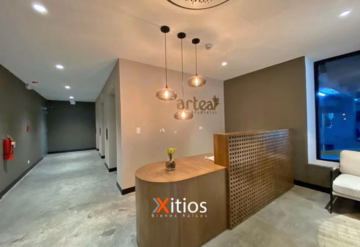 Alquiler de Apartamento Semi Amueblado en Torre Artea 2