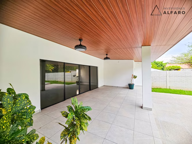 Invierte en tu casa de playa modelo: Santuario Mare, en preventa en Villas de Salinitas - Imagen 8