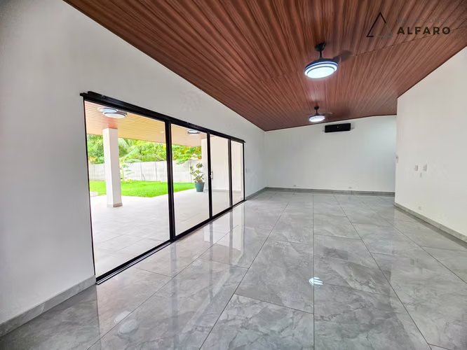 Invierte en tu casa de playa modelo: Santuario Mare, en preventa en Villas de Salinitas - Imagen 4